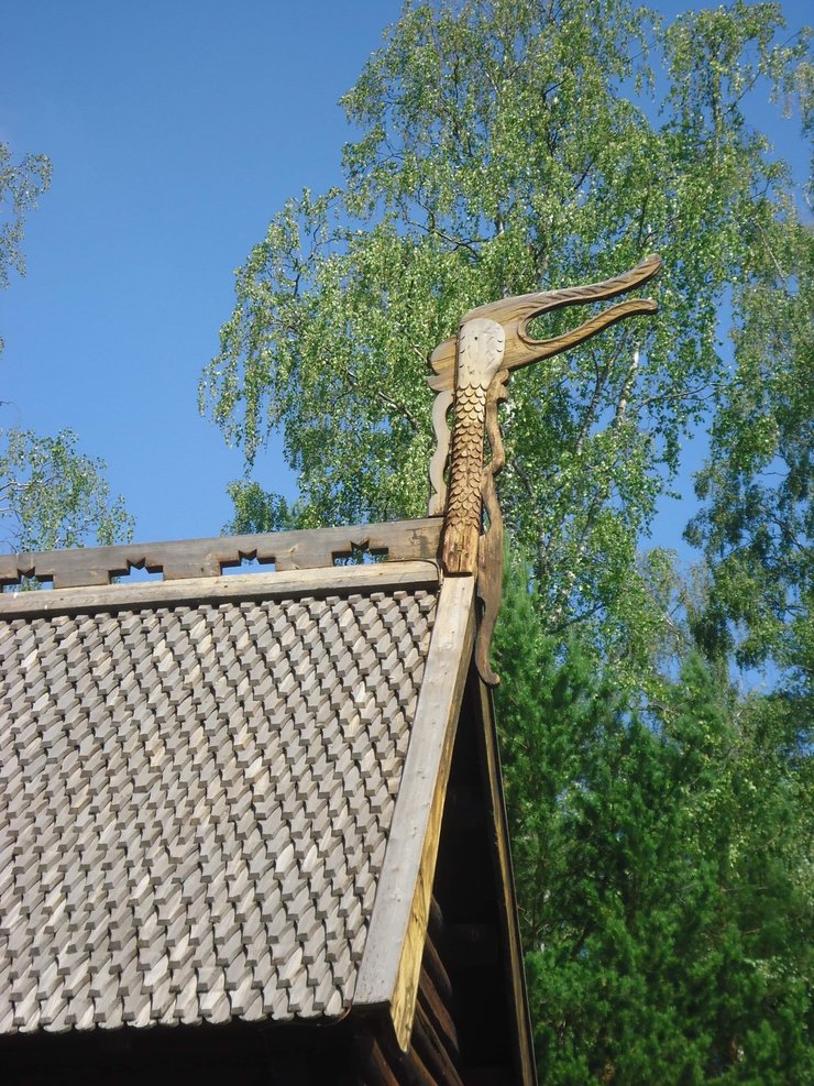 Trond Ellefsen on Twitter: "A Viking Norse Mythology Dragon on a Christian Stave Church in the High Middle Ages.… "