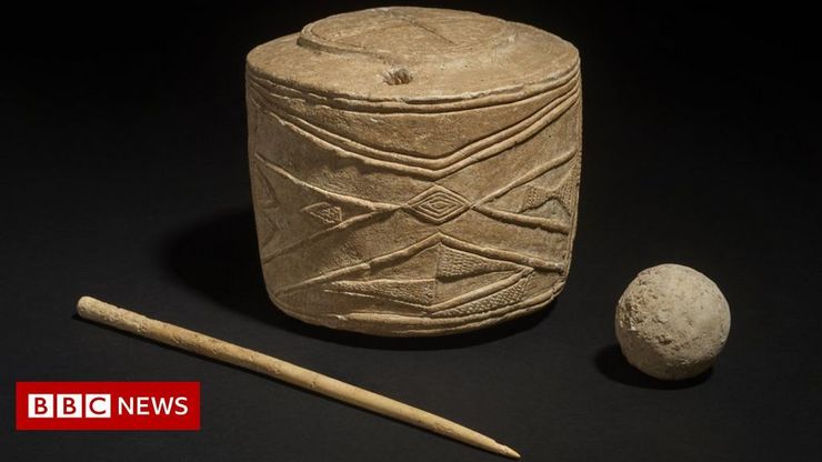 Ancient chalk sculpture is 'most important prehistoric art' - BBC News