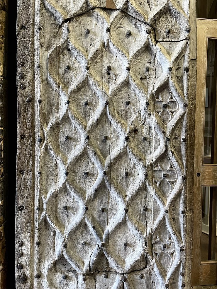 Andy Marshall 📸 on Twitter: "A real treat for the early birds: worth a pilgrimage in itself - the delightful C14th oak door in the north porch at Southwell Minster.… "