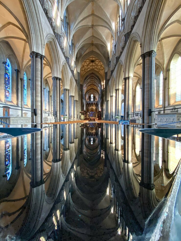 Andy Marshall 📸 on Twitter: "Upon reflection: view from William Pye's Salisbury Cathedral font. https://t.co/t01UnXSp5Q" / Twitter