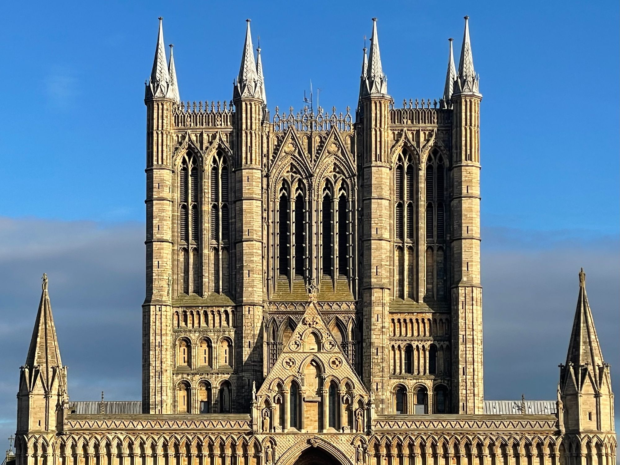 Video: A Drive around Lincoln Cathedral
