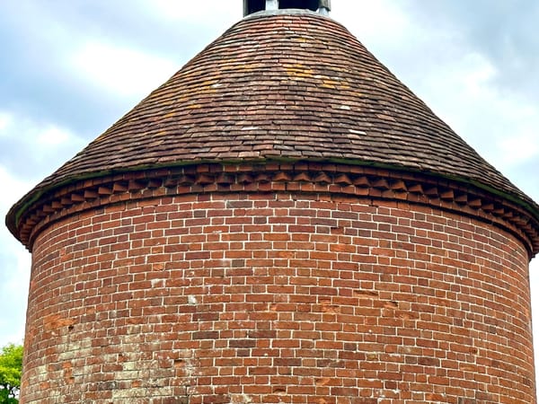 📝 Field Notes from my Camper-van-camino:Broughton in Hampshire